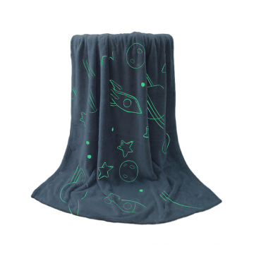 2021 wholesale glow in dark throw blankets for winter soft  flannel fleece blanket